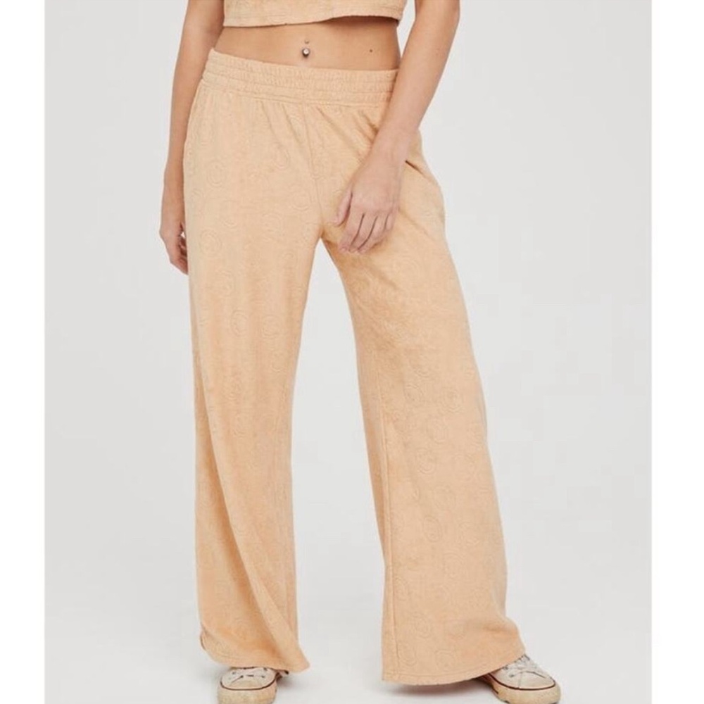 NEW (without tags) Offline by Aerie Summer Light Pants with Smiley Faces